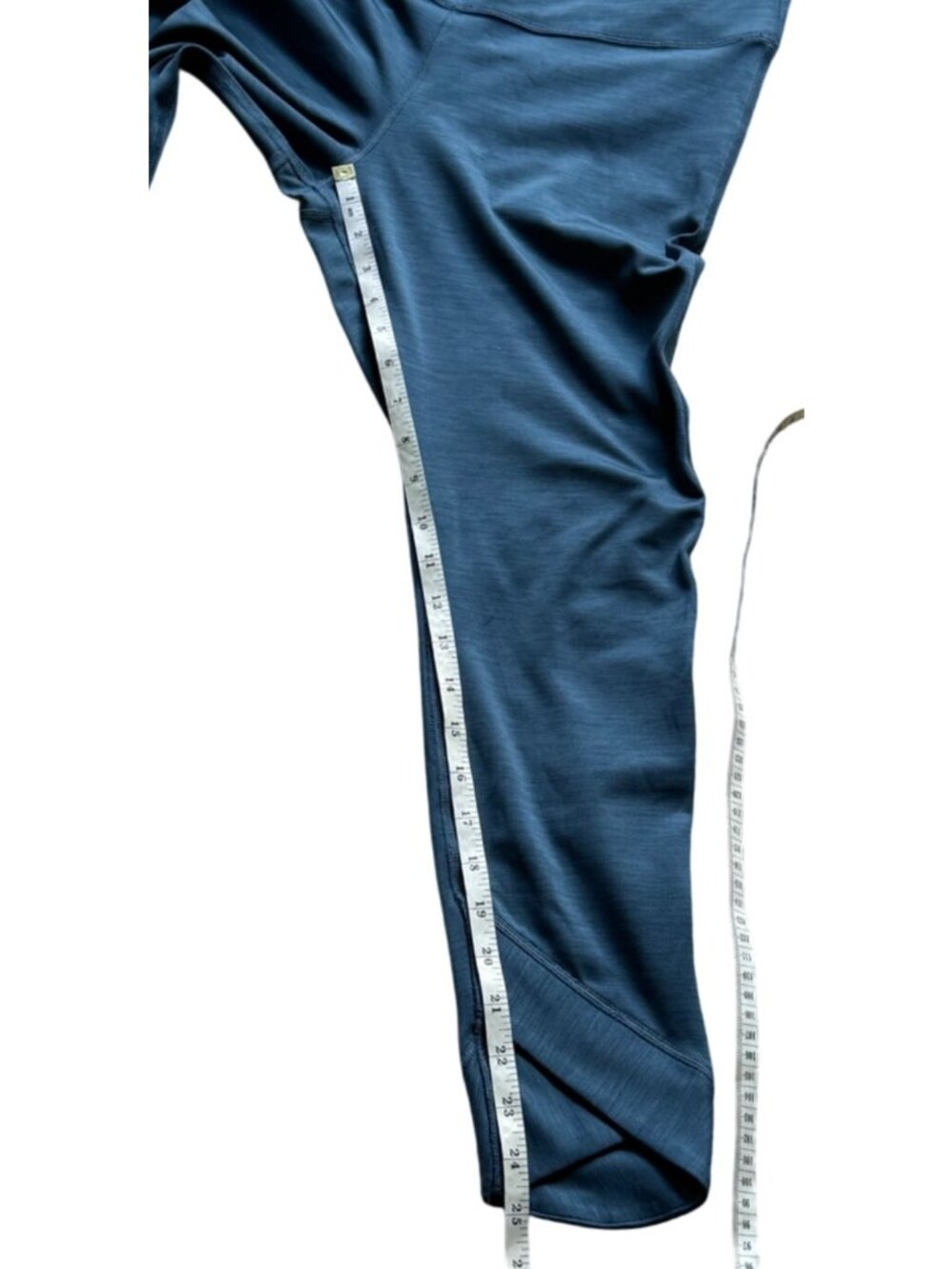 Nike women's yoga high rise 7/8 leggings featuring a crossover waistband Large - Picture 11 of 16